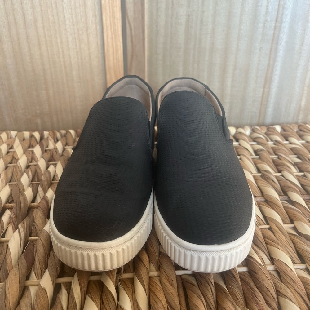 SOUL Naturalizer Black Slip-On Loafers Women's Shoes Size 8M